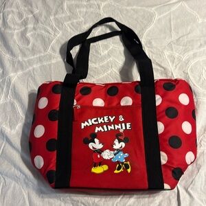 Mickey and Minnie insulated cooler bag.